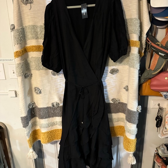 City Chic Bea Dress - Black - Sz 18 - Picture 9 of 11